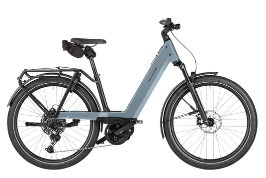 Riese & Müller Nevo5 touring i fargen Ice Blue