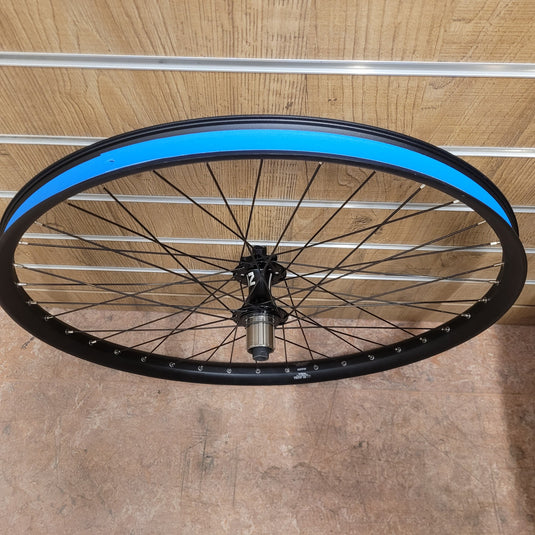 Bakhjul R&M  / Rear wheel 27.5 touring Novatec , thruaxle Boost (H)
