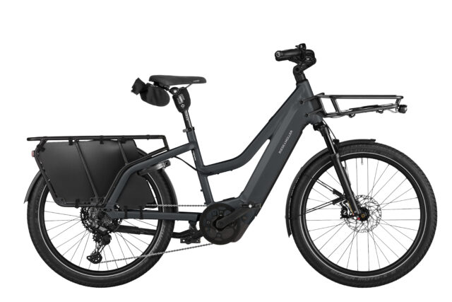 Multicharger3 Mixte GT Family Touring (2026): plass til to barn, 750 Wh, Kiox og dempet setepinne. Bosch Smart System. Klar for hverdag og helg.